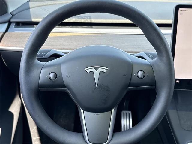 Photo of 2022 Pearl White Multi-Coat Tesla Model Y