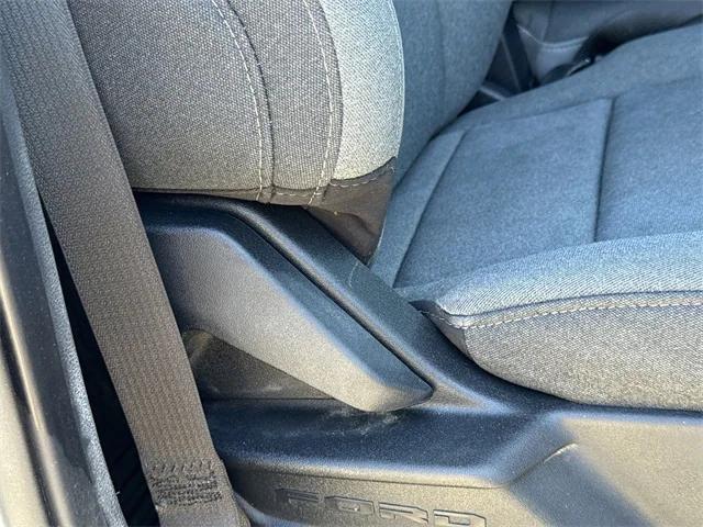 Photo of 2024 Oxford White Ford F-250