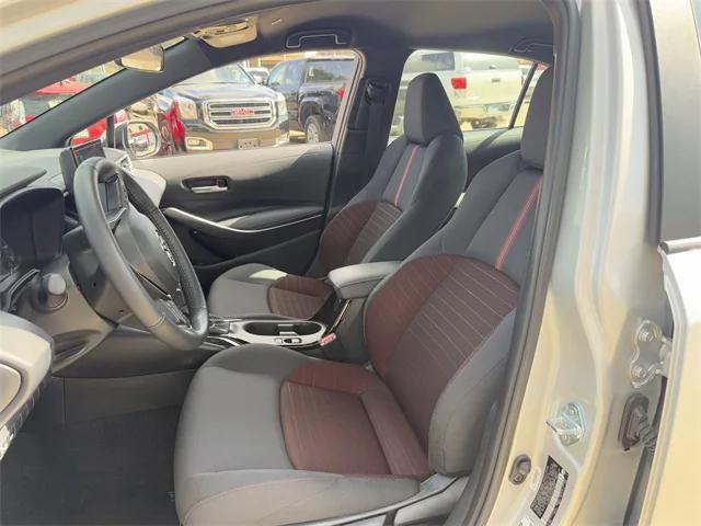 Photo of 2025 Silver Toyota Corolla