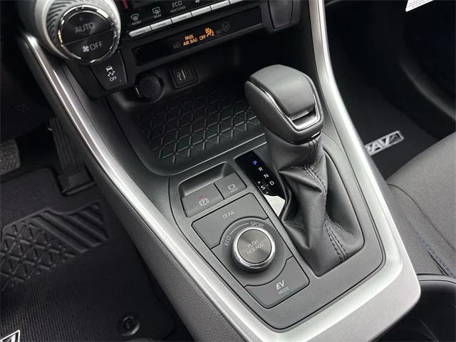 Photo of 2025 White Toyota RAV4 Hybrid