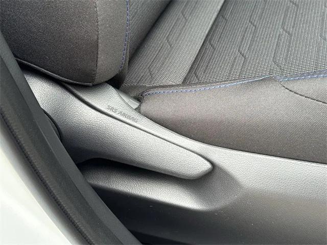 Photo of 2025 White Toyota RAV4 Hybrid