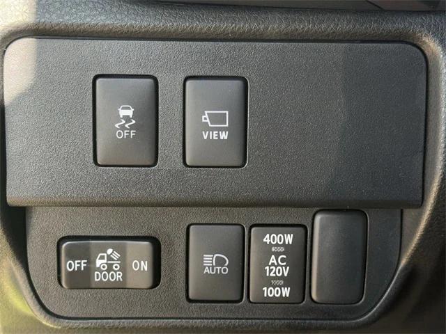 Photo of 2022 Electric Lime Metallic Toyota Tacoma