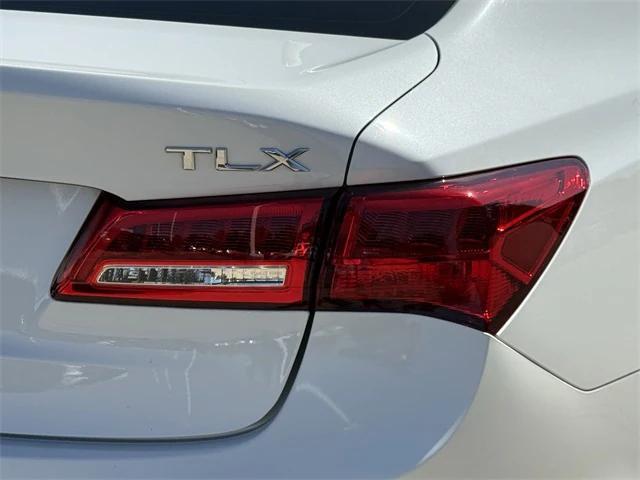 Photo of 2018 Bellanova White Pearl Acura TLX