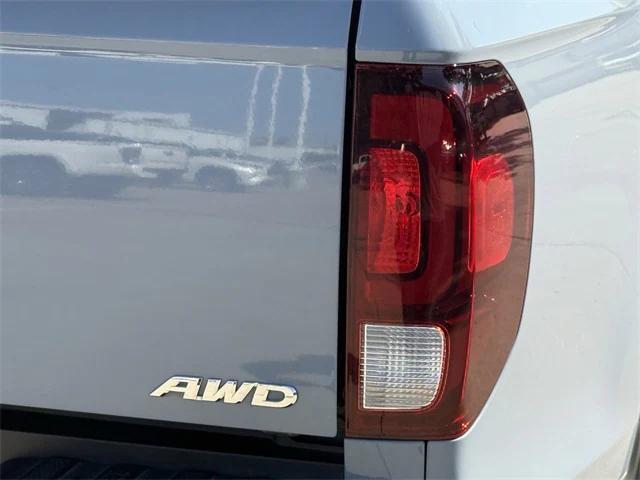 Photo of 2023 Sonic Gray Pearl Honda Ridgeline