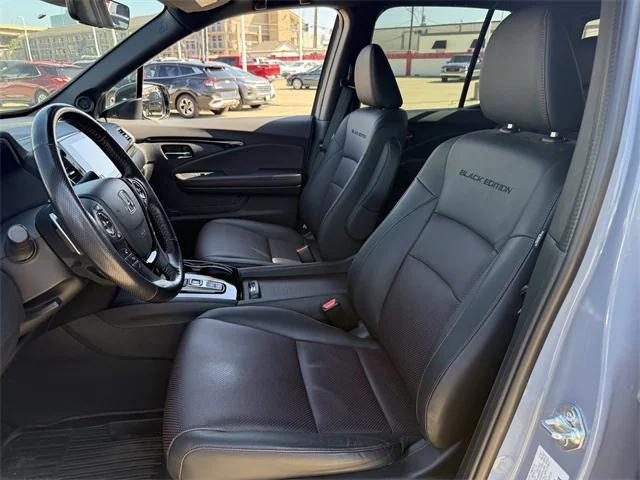 Photo of 2023 Sonic Gray Pearl Honda Ridgeline