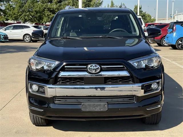 Photo of 2020 Midnight Black Metallic Toyota 4Runner