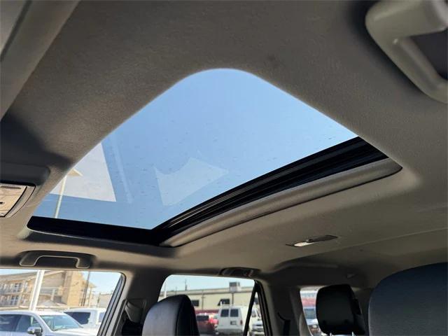 Photo of 2020 Midnight Black Metallic Toyota 4Runner