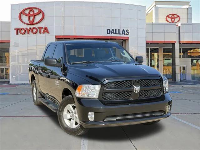 Photo of 2021 Diamond Black Crystal Pearlcoat RAM 1500 Classic