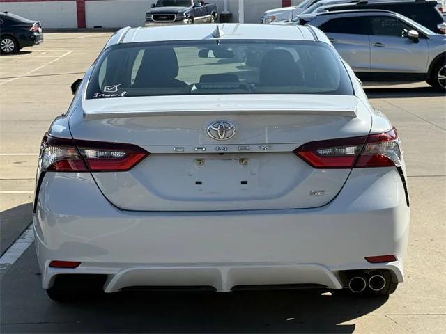 Photo of 2023 Gray Toyota Camry