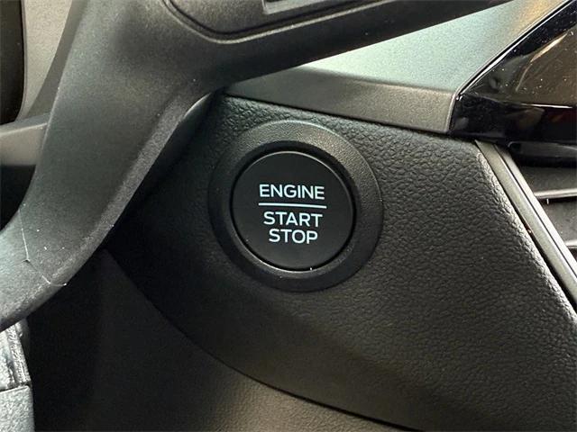 Photo of 2023 Oxford White Ford Escape