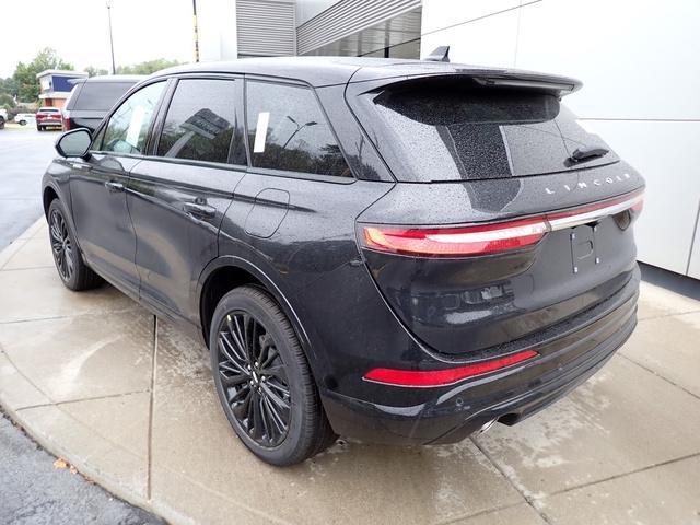 Photo of 2025 Black Lincoln Corsair