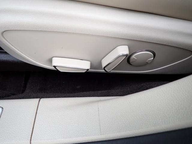 Photo of 2019 Iced Mocha Metallic Lincoln MKZ