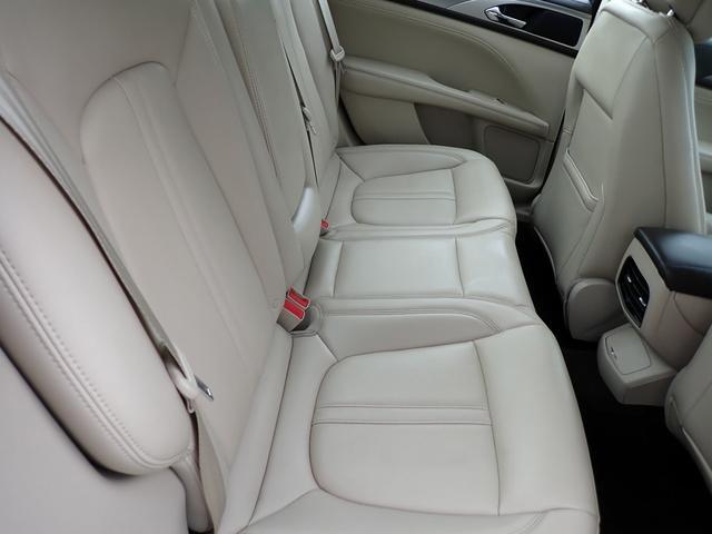 Photo of 2019 Iced Mocha Metallic Lincoln MKZ