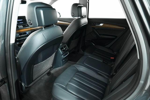 Photo of 2023 Daytona Gray Audi Q5