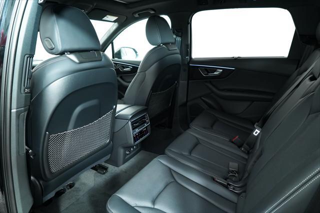 Photo of 2025 Mythos Black Metallic Audi Q7