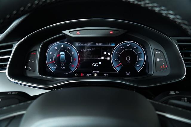 Photo of 2025 Mythos Black Metallic Audi Q7