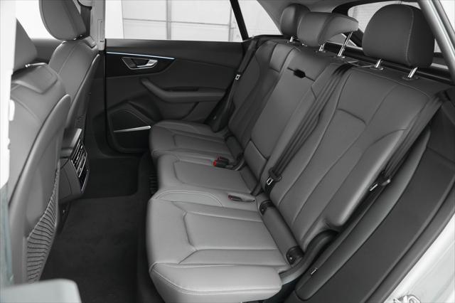 Photo of 2025 Satellite Silver Metallic Audi Q8