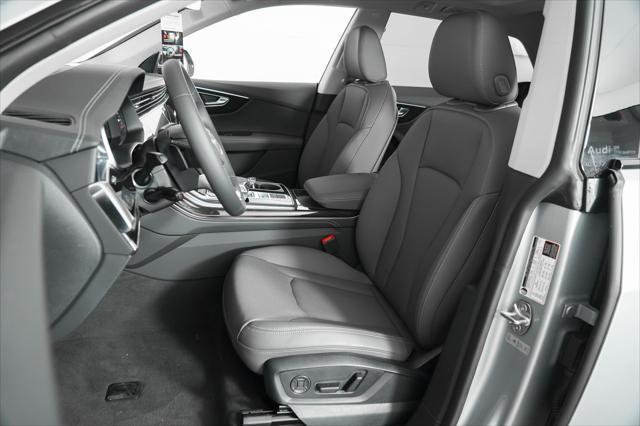 Photo of 2025 Satellite Silver Metallic Audi Q8