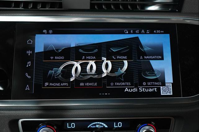 Photo of 2025 Glacier White Metallic Audi Q3