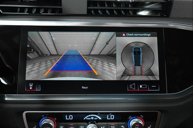 Photo of 2025 Glacier White Metallic Audi Q3