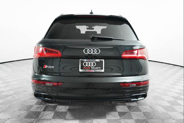 Photo of 2019 Black Metallic Audi SQ5