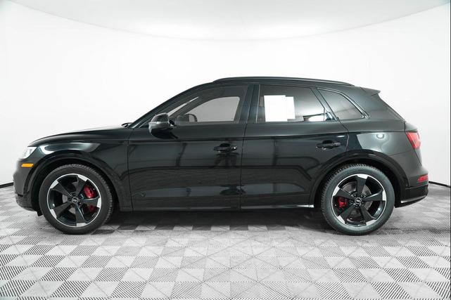 Photo of 2019 Black Metallic Audi SQ5
