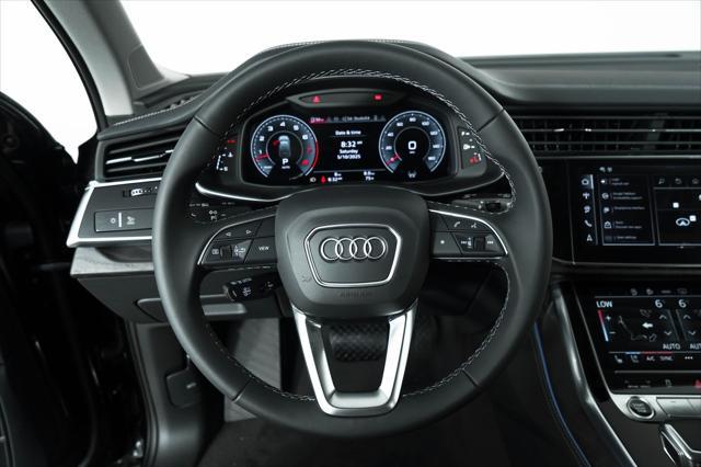 Photo of 2025 Mythos Black Metallic Audi Q7