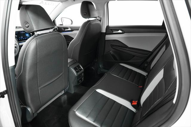 Photo of 2024 Pure White Volkswagen Taos