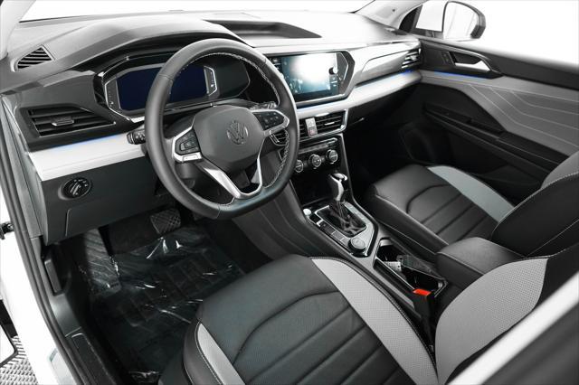 Photo of 2024 Pure White Volkswagen Taos