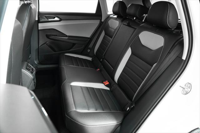 Photo of 2024 Pure White Volkswagen Taos