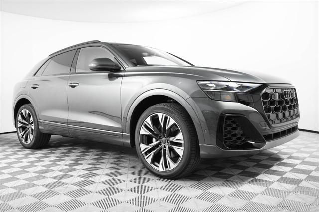 Photo of 2025 Daytona Gray Pearl Effect Audi Q8