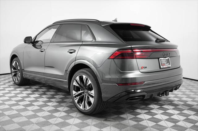Photo of 2025 Daytona Gray Pearl Effect Audi Q8