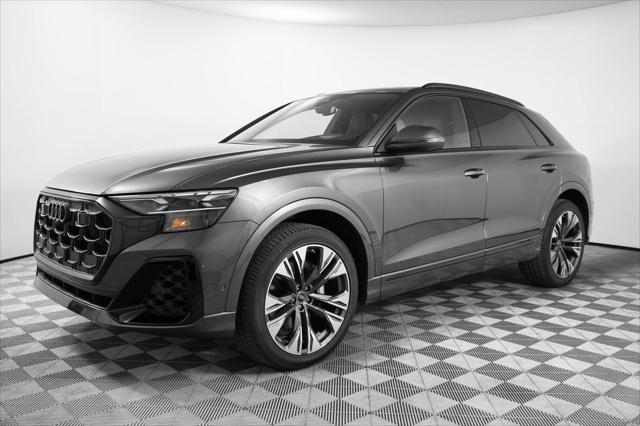 Photo of 2025 Daytona Gray Pearl Effect Audi Q8