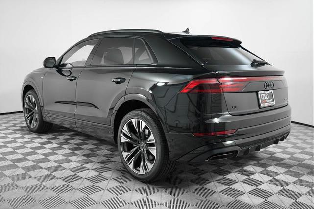 Photo of 2025 Mythos Black Metallic Audi Q8