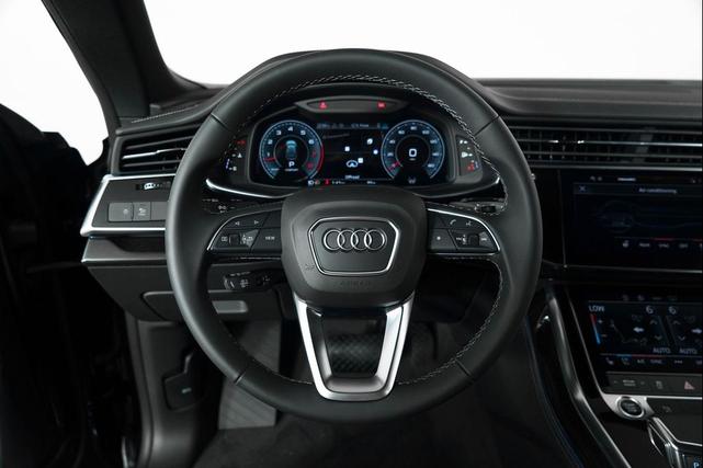 Photo of 2025 Mythos Black Metallic Audi Q8