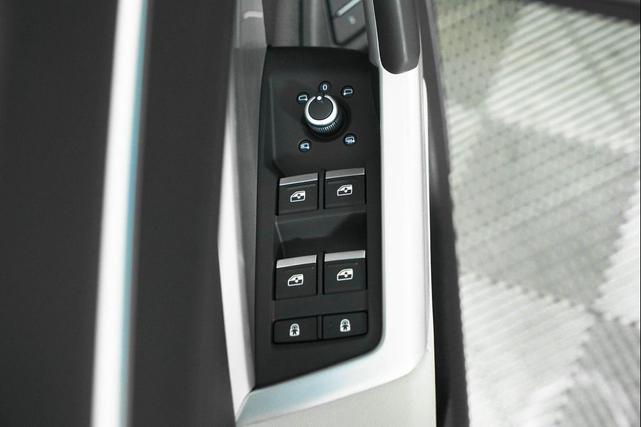 Photo of 2025 Chronos Gray Metallic Audi Q3