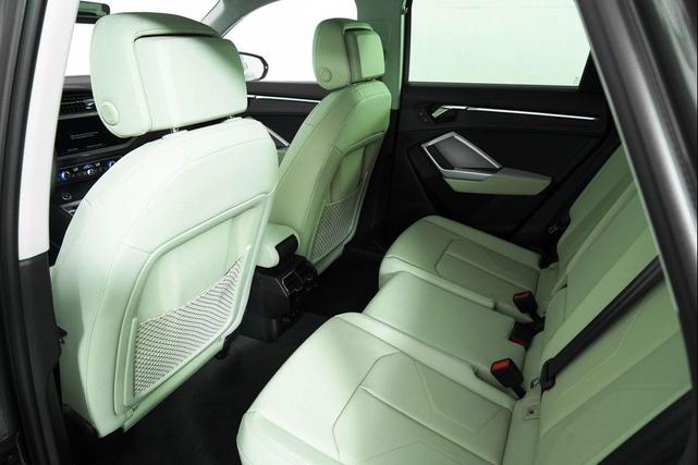 Photo of 2025 Chronos Gray Metallic Audi Q3