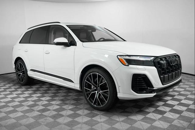 Photo of 2025 Glacier White Metallic Audi Q7