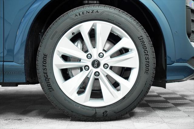 Photo of 2025 Plasma Blue Metallic Audi Q6 e-tron