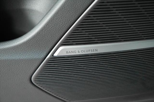Photo of 2025 Samurai Gray Metallic Audi Q7