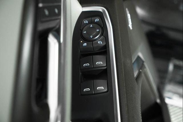 Photo of 2023 Onyx Black GMC Sierra 1500
