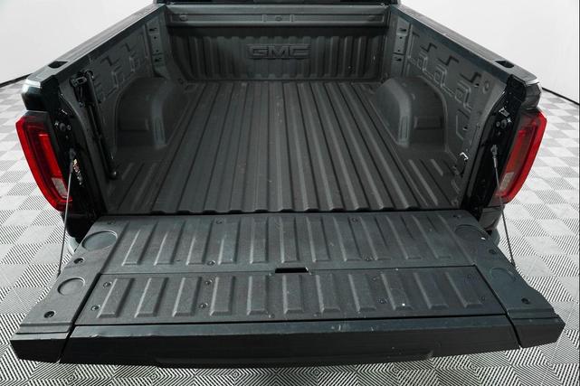 Photo of 2023 Onyx Black GMC Sierra 1500