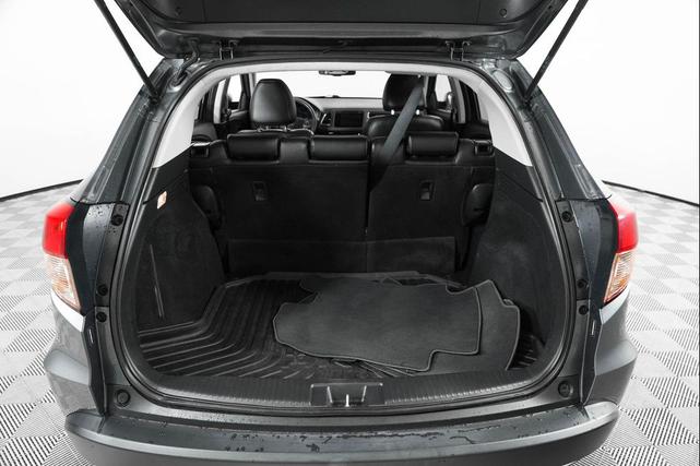 Photo of 2017 Modern Steel Metallic Honda HR-V