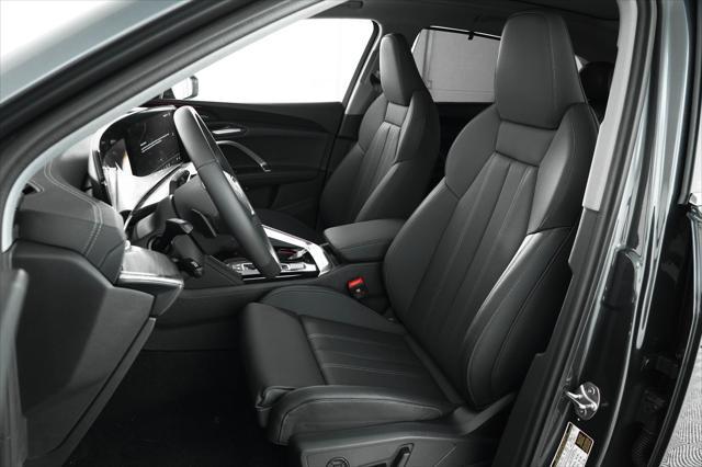 Photo of 2025 Tambora Gray Metallic Audi Q5