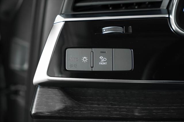 Photo of 2025 Samurai Gray Metallic Audi Q7