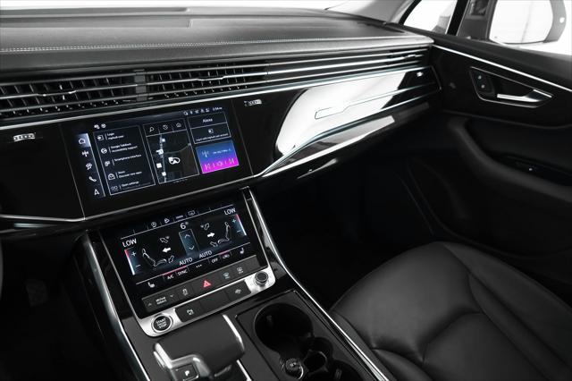Photo of 2025 Samurai Gray Metallic Audi Q7