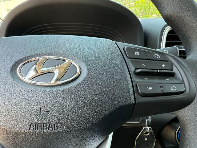 Photo of 2025 Shimmering Silver Hyundai VENUE