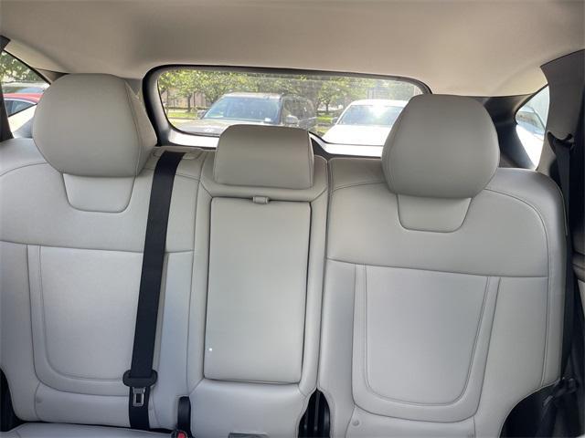 Photo of 2025 White Pearl Hyundai TUCSON