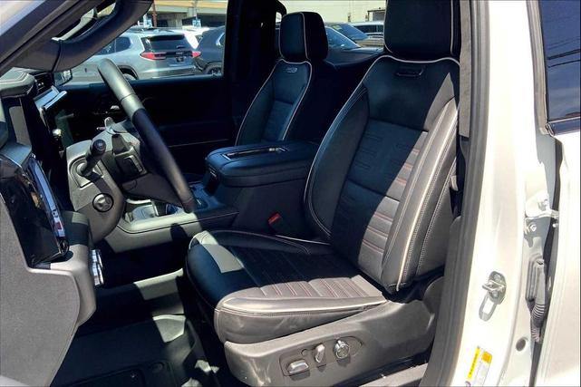 Photo of 2022 Summit White GMC Sierra 1500