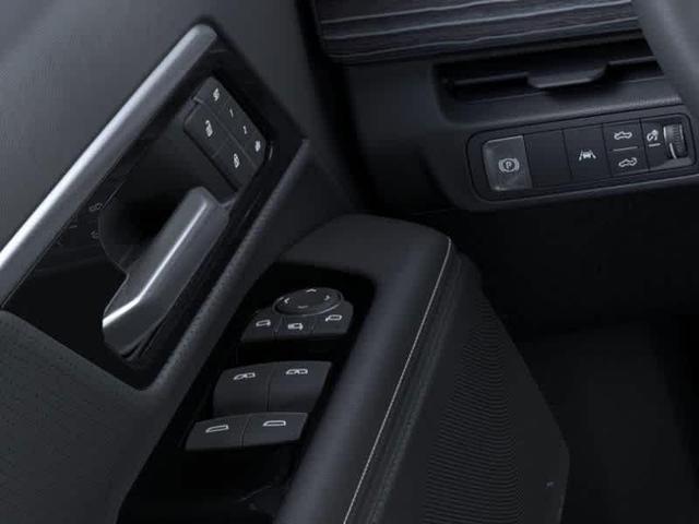 Photo of 2026 Glacier White Tricoat GMC Sierra 1500